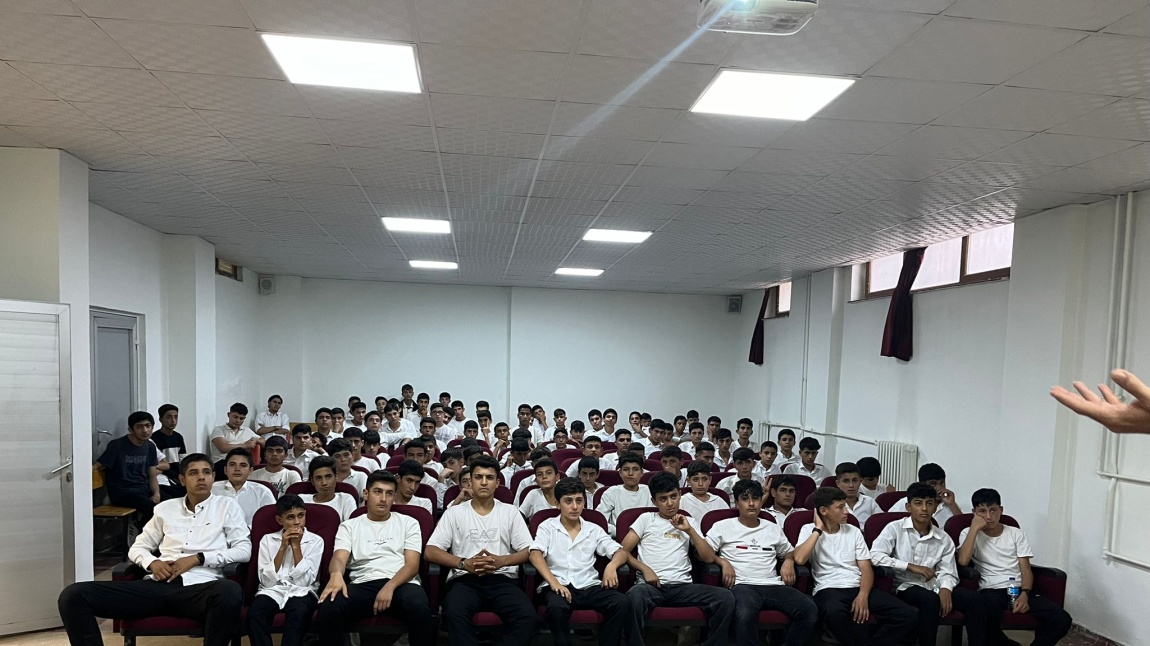 BİGEP Projesi Kapsamında Öğrencilere Rehberlik Semineri Yapıldı